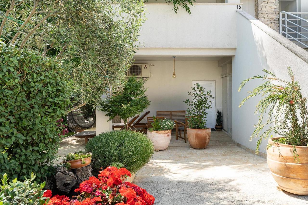 Apartments Juraj Petrčane Exterior foto